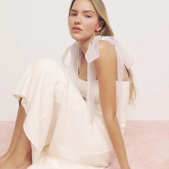 Reformation: Kairo Ivory Bridal Wedding Dress Size 4 - Only Worn Once! - Picture 2 of 3